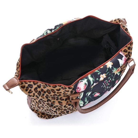 🔥 Limited! Faux Suede Leopard Floral Weekender - Picture 5 of 8